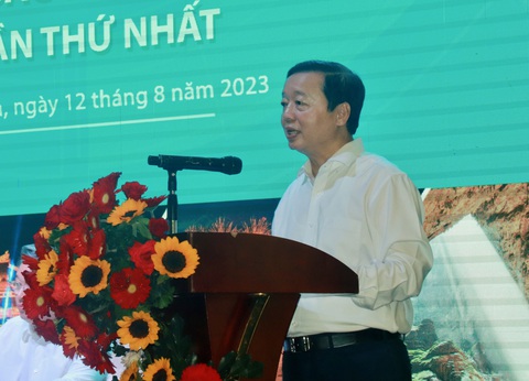 Thành lập Hội đồng điều phối vùng Bắc Trung Bộ và duyên hải miền Trung - Ảnh 4. Phó thủ tướng Trần Hồng Hà phát biểu tại hội nghị công bố quyết định thành lập Hội đồng điều phối vùng Bắc Trung Bộ và duyên hải Trung Bộ - Ảnh: MINH CHIẾN