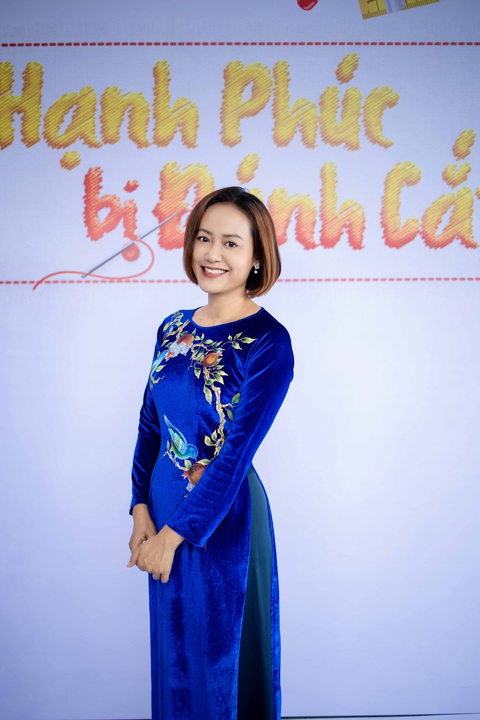 Diễn viên Hồng Ánh Vào vai Thúy Hạnh - con dâu trưởng Đỗ gia - là Hồng Ánh. Cô cũng chính là học trò cưng của bà Kim Gấm, tính tình hiền lành, siêng năng, chịu khó, thông minh. Tuy nhiên vướng vào hàm oan giết chồng, hãm hại cháu ruột không thể biện minh nên cô rơi vào trầm luân, long đong nhiều năm sau mới có thể giải tỏa sự tình.