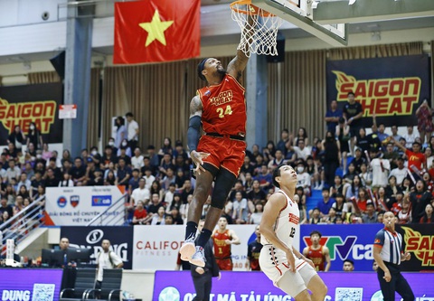 Một kỷ lục bị xô ngã tại VBA 2023 - Ảnh 4. Kentrell Barkley xuất sắc trên mặt trận tấn công - Ảnh: VBA