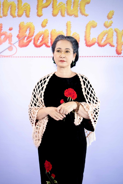 NSND Lan Hương NSND Lan Hương