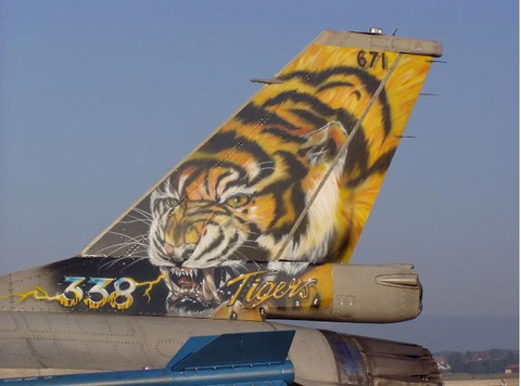Bí ẩn đằng sau chiến đấu cơ F-16 'Tiger' của Bồ Đào Nha gây rúng động mạng xã hội - Ảnh 1. Máy bay chiến đấu F-16 sơn hình con hổ - Ảnh: EURASIA TIMES