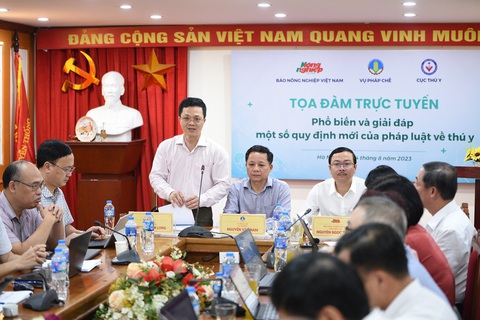 Cục trưởng Cục Thú y: Nhiều nước mất hơn chục năm chưa được phép xuất khẩu thịt vào Việt Nam - Ảnh 1. Cục trưởng Cục Thú y Nguyễn Văn Long khẳng định để được xuất khẩu thịt vào Việt Nam phải chuẩn bị ít nhất 5 năm - Ảnh: C.TUỆ