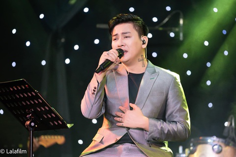 Hoài Lâm quyết định tái xuất gần đây khiến nhiều người thương mến anh ấm lòng - Ảnh: BTC Hoài Lâm quyết định tái xuất gần đây khiến nhiều người thương mến anh ấm lòng - Ảnh: BTC