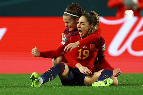 Hạ gục Thụy Điển, Tây Ban Nha lần đầu vào chung kết World Cup nữ - Ảnh 1. Carmona là người ghi bàn ấn định tỉ số - Ảnh: REUTERS