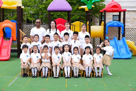 Ảnh vui 15-8: 'Chẳng cần một ai nữa, bất kể ai cũng dư thừa - Ảnh 6. Em luôn biết cách tỏa sáng dù hông ở vị trí center