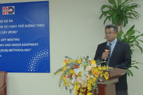 Điện lực TP.HCM ký hợp tác Viện nghiên cứu Uniten R&D (Malaysia) - Ảnh 3. Ông Muhamad bin Mansor, giám đốc điều hành Viện nghiên cứu Uniten R&D, phát biểu