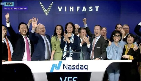 Bà Lê Thị Thu Thủy, Tổng Giám đốc VinFast Auto Pte. Ltd., tại sự kiện chào sàn Nasdaq của VinFast - Ảnh chụp màn hình Bà Lê Thị Thu Thủy, tổng giám đốc VinFast Auto Pte. Ltd., tại sự kiện chào sàn Nasdaq của VinFast - Ảnh chụp màn hình