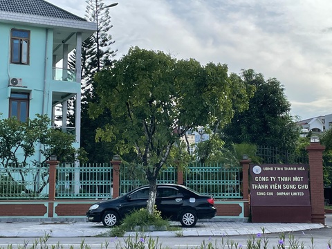 Xôn xao về việc nhiều người thân của lãnh đạo Công ty Sông Chu giữ chức vụ tại doanh nghiệp - Ảnh 1. Trụ sở Công ty TNHH một thành viên Sông Chu (Thanh Hóa) - Ảnh: HÀ ĐỒNG