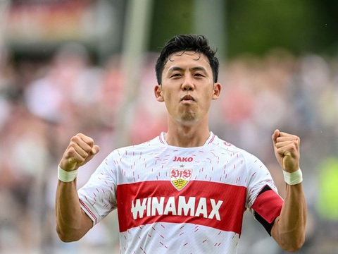 Liverpool bất ngờ mua đội trưởng tuyển Nhật Bản - Ảnh 1. Wataru Endo là đội trưởng của tuyển Nhật và Stuttgart - Ảnh: REUTERS