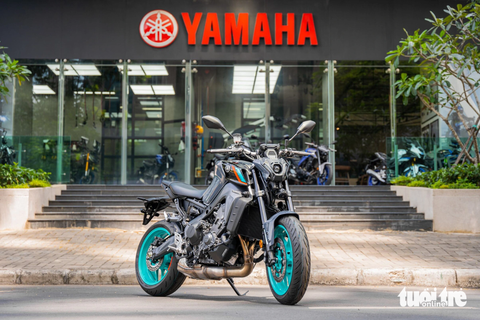 Yamaha MT-07 2023 lần đầu xuất hiện tại Việt Nam: Giá 259 triệu đồng, khó có cửa trước Honda CB750 H - Ảnh 1. MT-07 2023 chính hãng chỉ bán trong chuỗi đại lý Revzone của Yamaha - Ảnh: BẢO LÂM