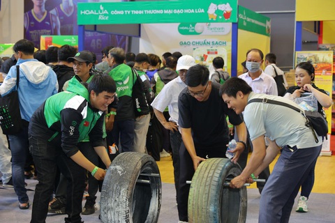 Gojek Việt Nam vinh danh đối tác tài xế nhân dịp sinh nhật 5 tuổi - Ảnh 2. Gojek Việt Nam vinh danh đối tác tài xế nhân dịp sinh nhật 5 tuổi - Ảnh 2.