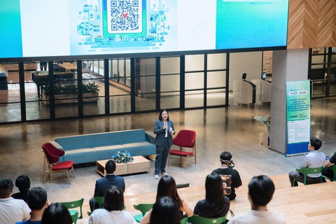 Tiềm năng mô hình 'brand.com' trong chiến lược bán hàng đa kênh của doanh nghiệp - Ảnh 1. Bà Lê Lan Chi - CEO ZaloPay - giới thiệu về xu hướng Brand.com và các giải pháp thanh toán của ZaloPay