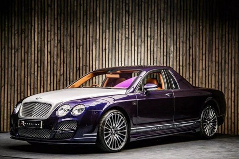 Chủ Bentley Flying Spur bỏ số tiền ngang tiền mua xe để độ thành bán tải - Ảnh 1. Chiếc Bentley Flying Spur thuộc diện "độc bản" khi được độ nửa sau thành bán tải - Ảnh: Carscoops
