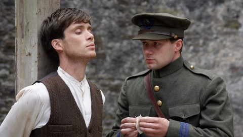 Cillian Murphy kể về cuộc gọi định mệnh với 'cha đẻ' bom tấn nguyên tử Oppenheimer - Ảnh 2. Cillian Murphy trong phim The wind that shakes the barley
