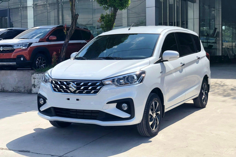 Tin tức giá xe: Đại lý tiếp tục giảm giá Suzuki Ertiga hybrid, Xpander cũng phải 'nóng gáy' - Ảnh 1. Suzuki Ertiga hybrid đang được "xả hàng" với giá thấp chưa từng có - Ảnh: Đại lý Suzuki/Facebook