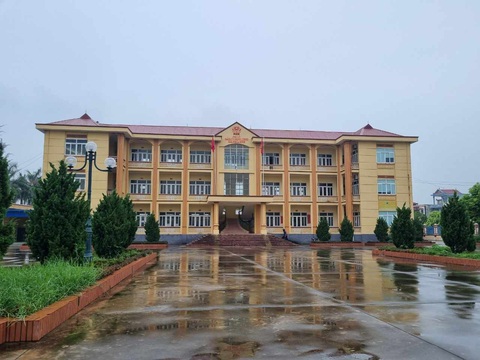 Khai trừ Đảng chủ tịch xã quan hệ bất chính với cấp dưới - Ảnh 1. Ông Bùi Văn Đạt - phó bí thư Đảng ủy, chủ tịch UBND xã Nghĩa Bình, huyện Nghĩa Hưng, tỉnh Nam Định - bị kỷ luật với hình thức khai trừ Đảng do quan hệ bất chính với cấp dưới - Ảnh: K.LINH