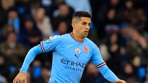 Điểm tin thể thao sáng 19-8: Kane giúp Bayern Munich thắng đậm - Ảnh 3. Cancelo sẽ cập bến Barca theo dạng cho mượn - Ảnh: REUTERS