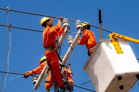 EVNSPC triển khai nhiều phương án đảm bảo cung cấp điện trong dịp lễ Quốc khánh 2/9. EVN triển khai nhiều phương án đảm bảo cung cấp điện trong dịp lễ