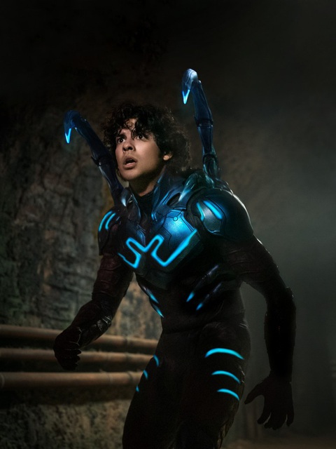 'Blue Beetle' - làn gió mới cho dòng phim siêu anh hùng DC - Ảnh 2. Blue Beetle qua diễn xuất của Xolo Mariduena - Ảnh: Variety