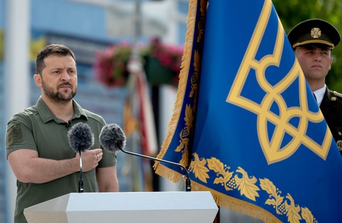 Ukraine tố Nga không kích mục tiêu dân sự khiến nhiều người chết, bị thương - Ảnh 1. Tổng thống Ukraine Volodymyr Zelensky - Ảnh: AFP