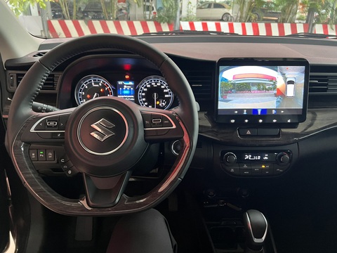 Tin tức giá xe: Suzuki Ertiga hybrid giảm giá tới 100 triệu tại đại lý - Ảnh 5. Theo công bố của Cục Đăng kiểm, nhờ sử dụng động cơ hybrid, Suzuki Ertiga chỉ tiêu thụ xăng từ 5,05 lít/100 km. Tuy nhiên, lợi thế này có thể không còn giữ được bao lâu, khi có thông tin cho rằng Toyota sẽ cho ra mắt Veloz chạy hybrid. Hiện chưa có thông tin gì về bản nâng cấp tiếp theo hay đời mới của Ertiga - Ảnh: Đại lý Suzuki/Facebook