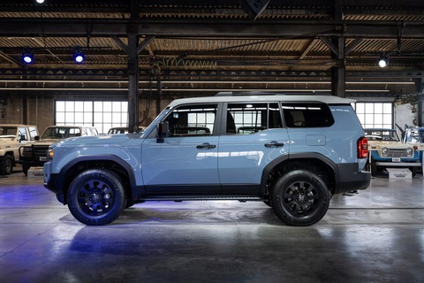 Ảnh thực tế và một số thông tin thêm về Toyota Land Cruiser Prado mới - Ảnh 5. Ảnh thực tế và một số thông tin thêm về Toyota Land Cruiser Prado mới - Ảnh 5.