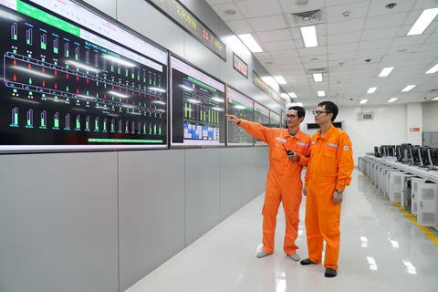 EPS sẵn sàng nguồn lực cho cao điểm sửa chữa lớn năm 2023 - Ảnh 1. EPS sẵn sàng nguồn lực cho cao điểm sửa chữa lớn năm 2023 - Ảnh 1.