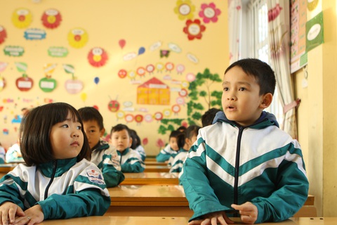Góp ý chương trình sách giáo khoa - Ảnh 1. Học sinh tiểu học ở Bắc Giang được học chương trình giáo dục phổ thông 2018 - Ảnh: VĨNH HÀ