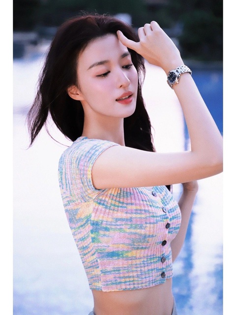 ‘Tiểu Lưu Diệc Phi’ Vương Sở Nhiên dính liên hoàn phốt chảnh choẹ gian dối - Ảnh 3. Hình ảnh nàng "Tiểu Lưu Diệc Phi" Vương Sở Nhiên đang bị ảnh hưởng trầm trọng