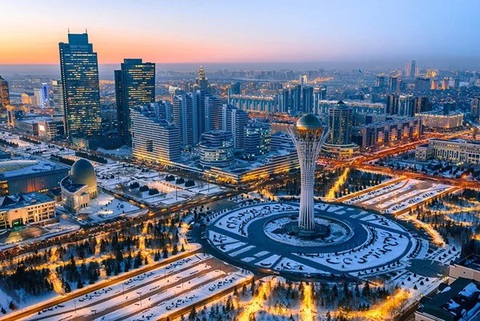 Kazakhstan - viên ngọc bí ẩn giữa lục địa Á - Âu - Ảnh 1. Một góc thủ đô Nur-Sultan (tên cũ là Astana), Kazakhstan - Ảnh: KAZAKH ARAB WORLD