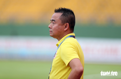 HLV mới CLB Công An Hà Nội không được chỉ đạo trận tranh ngôi vô địch V-League - Ảnh 1. HLV Trần Tiến Đại sẽ không thể chỉ đạo ở trận tranh vô địch V-League 2023 - Ảnh: N.K