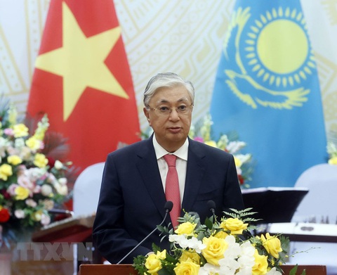 Việt Nam, Kazakhstan có đủ điều kiện để trở thành bạn tốt trong hành trình phát triển mới - Ảnh 2. Tổng thống Tokayev nhấn mạnh với tư cách là tổng thống Kazakhstan, ông sẽ tạo mọi điều kiện để cho mối quan hệ giữa hai nước ngày càng bền chặt - Ảnh: TTXVN