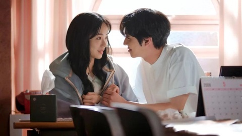 Jeon Yeo Bin 'trẻ hóa' bất ngờ khi kết đôi cùng Ahn Hyo Seop - Ảnh 5. Jeon Yeo Bin và Ahn Hyo Seop sẽ có nhiều phân cảnh tình cảm