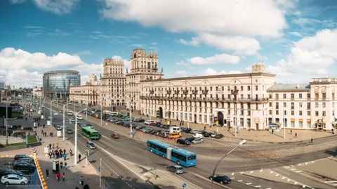 Mỹ hối thúc công dân rời khỏi Belarus ngay lập tức - Ảnh 1. Thủ đô Minsk của Belarus - Ảnh: RT/GETTY IMAGES