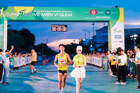 Giải chạy ‘Cùng Faith về miền Ví Giặm’ - Ảnh 2. Giải chạy ‘Cùng Faith về miền Ví Giặm’ - Ảnh 2.