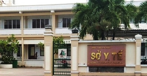 Nguyên giám đốc CDC và 2 cán bộ ngành y tế Cà Mau bị đề nghị truy tố vì liên quan Việt Á - Ảnh 1. Sử Y tế tỉnh Cà Mau, nơi có ba cán bộ ngành y bị đề nghị truy tố vì vi phạm quy định trong đấu thầu - Ảnh: THANH HUYỀN