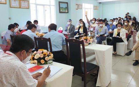 TP.HCM: Huyện muốn đổi quy hoạch, Sở TNMT vẫn kiến nghị đấu giá nhà đất Bệnh viện Bình Chánh - Ảnh 1. TP đang xem xét đưa ra đấu giá nhà, đất Bệnh viện Bình Chánh cũ cùng với 35 khu đất, nền đất khác - Ảnh: ÁI NHÂN
