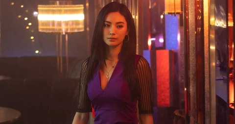 ‘Mask Girl’: Xinh đẹp liệu có phải là tất cả? - Ảnh 3. Mo Mi phẫu thuật để trở nên xinh đẹp, nhưng vẫn không thể thoát khỏi bóng ma quá khứ - Ảnh: ĐPCC