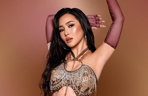 Khi Hương Tràm "nổi loạn" - Ảnh 1. Hình ảnh mới của Hương Tràm - Charmy Pham trong ca khúc Lalala - Ảnh: NVCC
