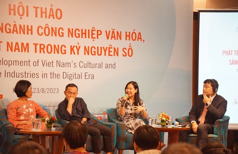 Các diễn giả (từ phải qua): ông Choi Seung Jin, bà Ngô Thị Bích Hạnh, nhạc sĩ Quốc Trung, viện trưởng Viện Văn hóa nghệ thuật quốc gia Nguyễn Thị Thu Phương - Ảnh: T.ĐIỂU Các diễn giả (từ phải qua): ông Choi Seung Jin, bà Ngô Thị Bích Hạnh, nhạc sĩ Quốc Trung, viện trưởng Viện Văn hóa nghệ thuật quốc gia Nguyễn Thị Thu Phương - Ảnh: T.ĐIỂU