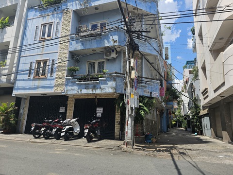 Em nghệ sĩ Vũ Linh yêu cầu giám định chữ ký anh trai- Ảnh 1. Căn nhà số 5 Đoàn Thị Điểm của cố nghệ sĩ Vũ Linh để lại hiện đang tranh chấp
