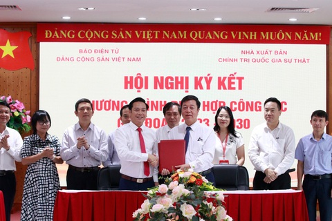 Lễ Chương trình phối hợp công tác giữa Báo điện tử Đảng Cộng sản Việt Nam với Nhà xuất bản Chính trị quốc gia Sự thật - Ảnh: BTC Lễ ký kết chương trình phối hợp công tác giữa báo điện tử Đảng Cộng Sản Việt Nam với Nhà xuất bản Chính Trị Quốc Gia Sự Thật - Ảnh: BTC