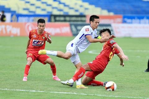 CLB Hà Nội nằm ở bảng đấu nặng ở AFC Champions League 2023-2024 - Ảnh 1. Văn Quyết (giữa) và CLB Hà Nội nằm ở bảng đấu khó ở AFC Champions League 2023-2024 - Ảnh: VPF