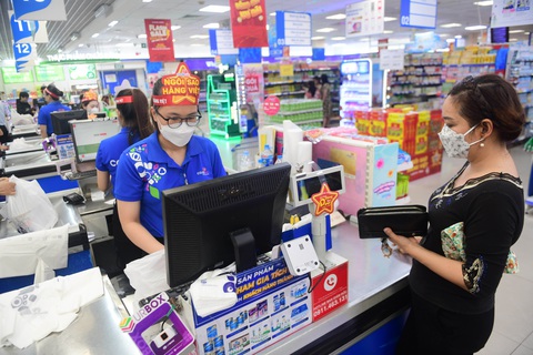 Saigon Co.op xây dựng nhiều chương trình độc quyền, có nhiều ưu đãi lớn để ủng hộ hàng Việt - Ảnh: QUANG ĐỊNH Saigon Co.op xây dựng nhiều chương trình độc quyền, có nhiều ưu đãi lớn để ủng hộ hàng Việt - Ảnh: QUANG ĐỊNH