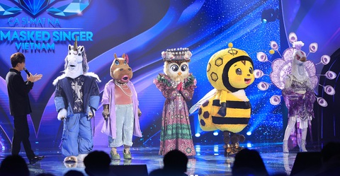 Năm mascot biểu diễn trong tập 4 Ca sĩ mặt nạ - Ảnh: BTC Năm mascot biểu diễn trong tập 4 Ca sĩ mặt nạ - Ảnh: BTC