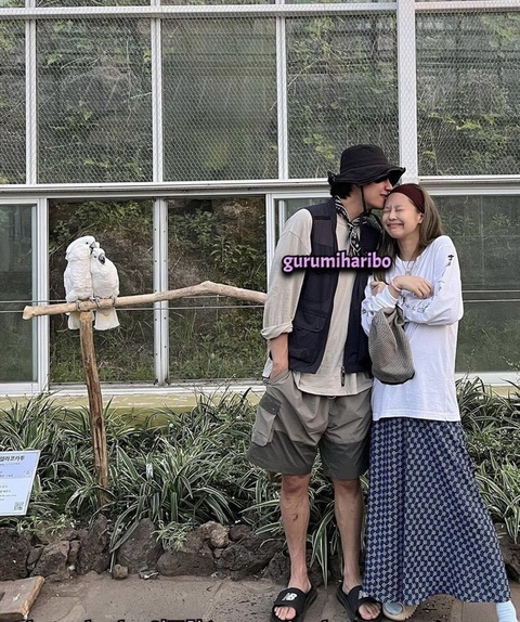 Báo Pháp đưa tin Jennie và V (BTS) xác nhận đang hẹn hò - Ảnh 5. Báo Pháp đưa tin Jennie và V (BTS) xác nhận đang hẹn hò - Ảnh 5.