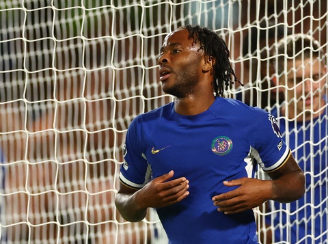 Điểm tin thể thao sáng 26-8: Chelsea và Real cùng thắng; Ronaldo lập hat-trick - Ảnh 1. Sterling tỏa sáng giúp Chelsea đánh bại Luton 3-0 - Ảnh: REUTERS