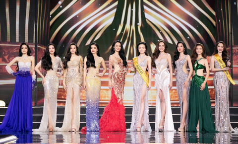 Top 10 thí sinh Top 10 thi thuyết trình về hòa bình