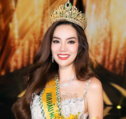 Lê Hoàng Phương đăng quang Miss Grand Vietnam 2023 - Ảnh: KIẾNG CẬN TEAM Lê Hoàng Phương đăng quang Miss Grand Vietnam 2023 - Ảnh: KIẾNG CẬN TEAM