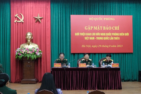 Sắp diễn ra giao lưu hữu nghị quốc phòng biên giới hai nước Việt - Trung - Ảnh 1. Bộ Quốc phòng gặp mặt báo chí thông tin về chương trình Giao lưu hữu nghị quốc phòng biên giới Việt Nam - Trung Quốc lần thứ 8 - Ảnh: HÀ THANH